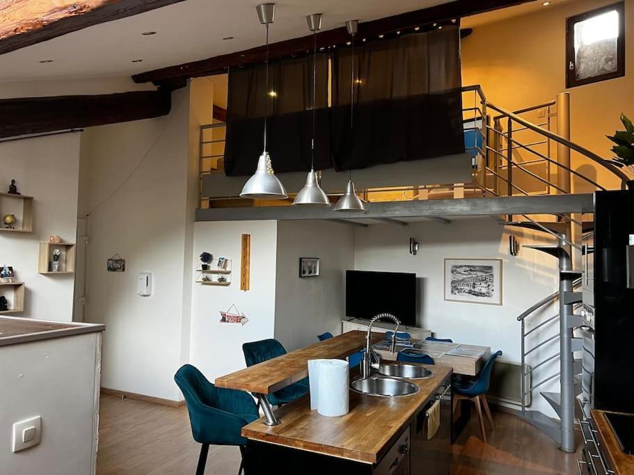 Pepite Rare 8 Personnes Au Coeur Battant Du Vieux Lyon Daire Dış mekan fotoğraf